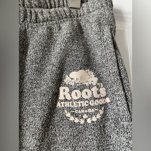 🦫 Roots Women’s Sweatpants - Size M - Gray / Salt and Pepper 🦫